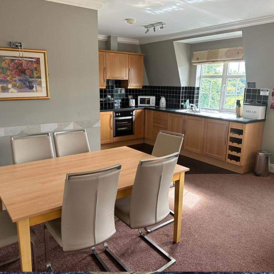 Spacious 2 Bedroom Apartment In קיל איירן מראה חיצוני תמונה